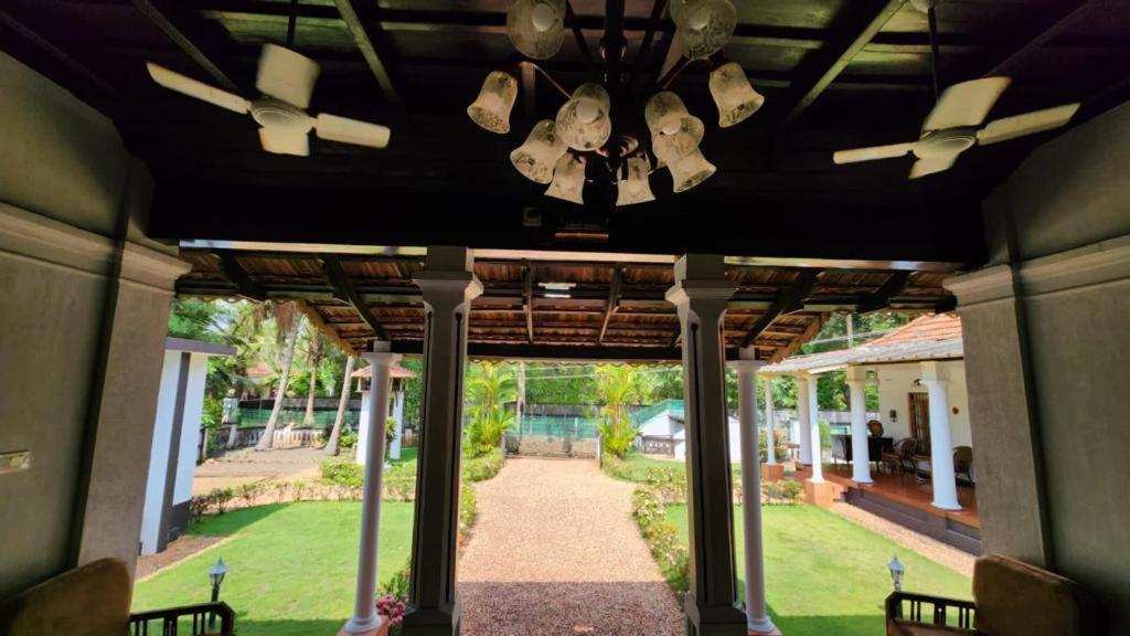 Babira Brookside Heritage Resort Kumarakom Extérieur photo