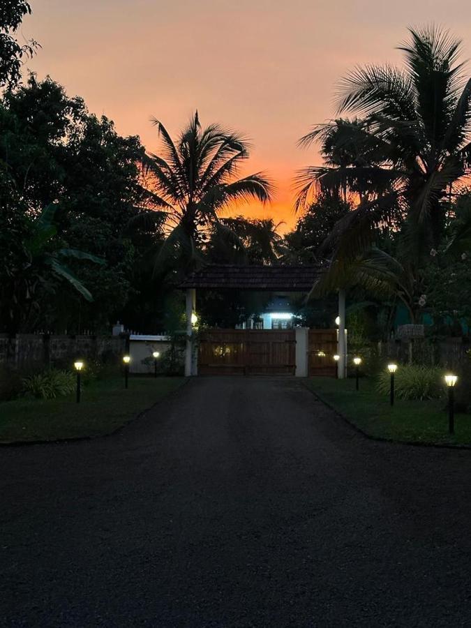 Babira Brookside Heritage Resort Kumarakom Extérieur photo