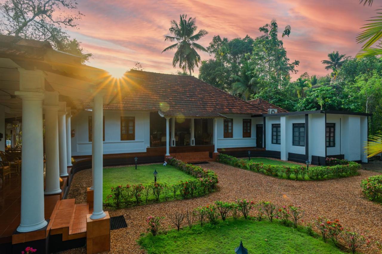 Babira Brookside Heritage Resort Kumarakom Extérieur photo