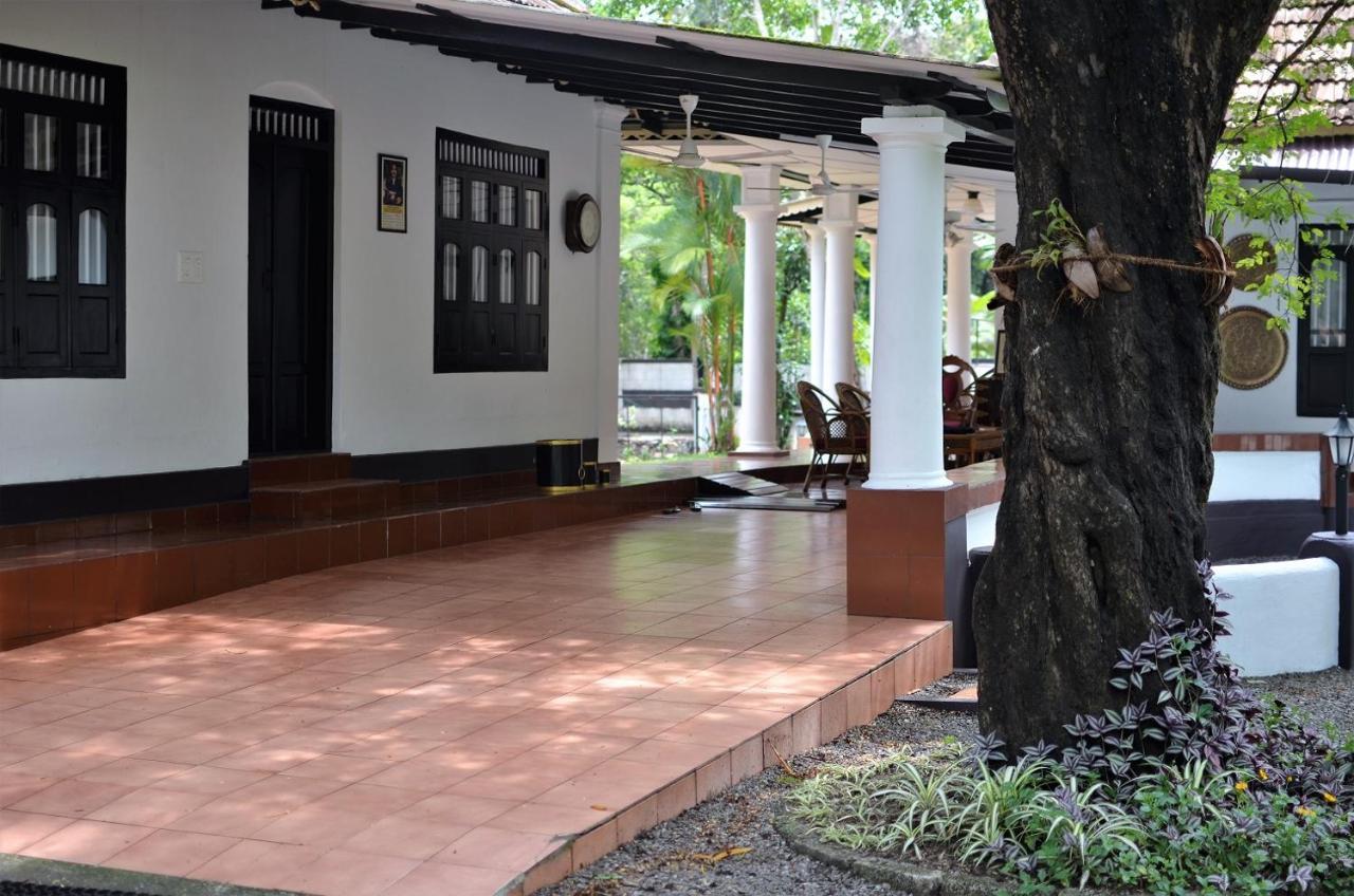 Babira Brookside Heritage Resort Kumarakom Extérieur photo